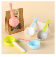 TUXTOOX 1 Cup Pet Food Scoop with Bag Sealing Clip, Food-Grade Reusable Measuring Spoon, Multi-Purpose Accurate Feeding Cup for Dog Cat Dry Food, Wet Food & Liquid Feeding