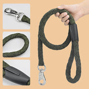Comfortable Padded Handle Dog Leash â€?Thickened Nylon Leash with 360° Swivel Clip for Strong Medium & Large Dogs